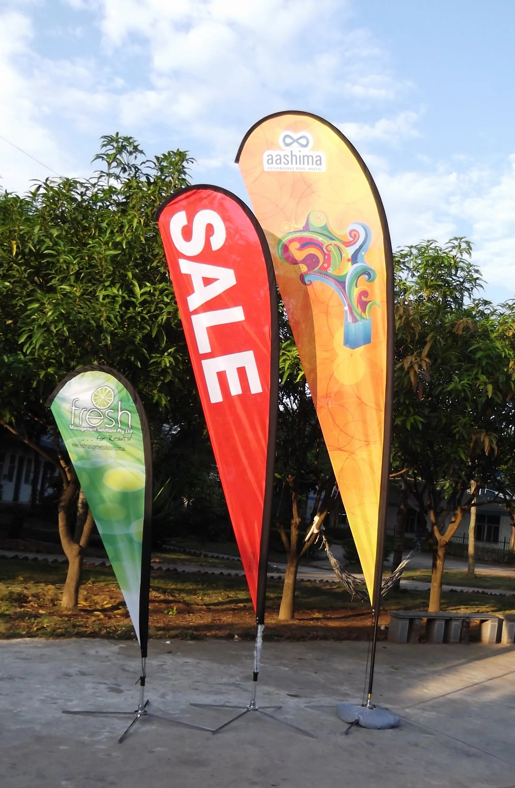 Dynamic Marketing: Custom Advertising Flags (No Base)